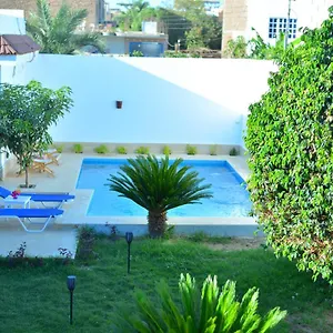 Rose Villa